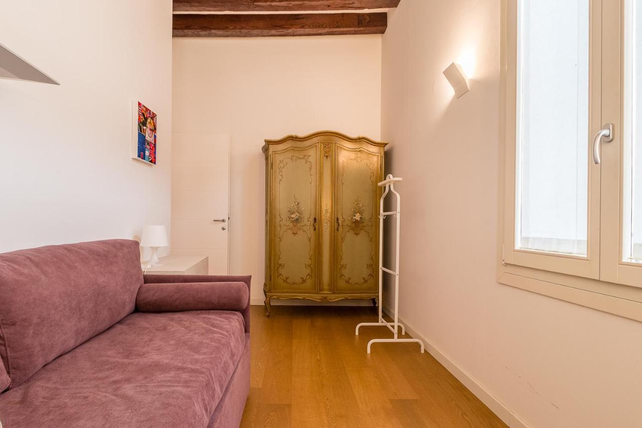 Gallery House Velence Kültér fotó